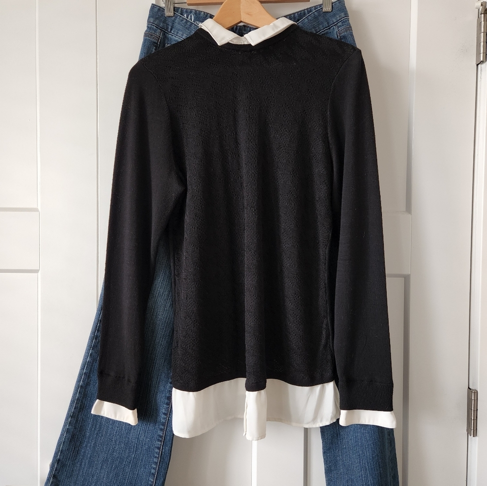 WHBM long sleeved sweater Size L